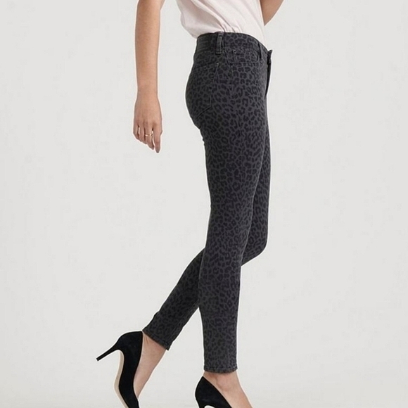 Lucky Brand Charlie Skinny Leopard Jeans - Picture 1 of 13